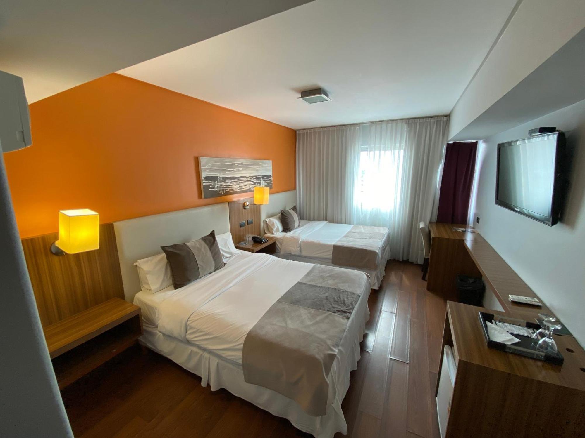 Hotel Bicentenario Suites & Spa San Miguel de Tucumán Exteriör bild